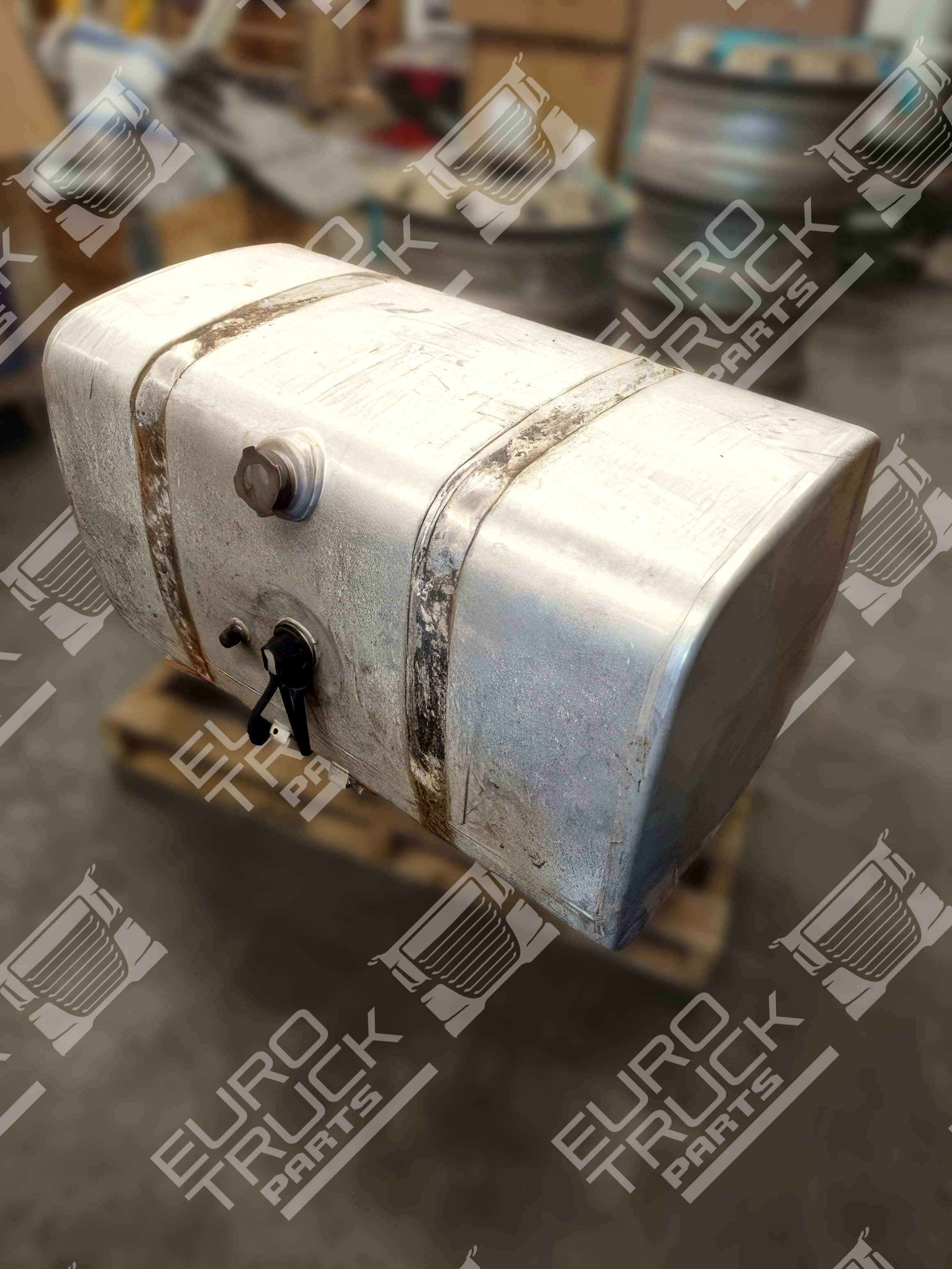 FUEL TANKS FOR DAF XF / CF 1681824