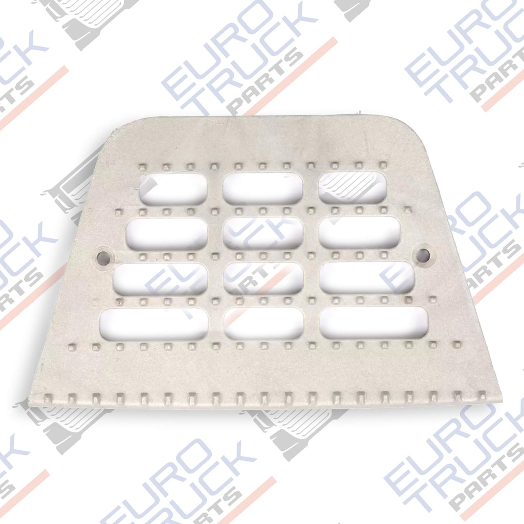 Lower Cabin Step Plate DAF 95XF XF 105 | 0962643 – EURO TRUCK PARTS