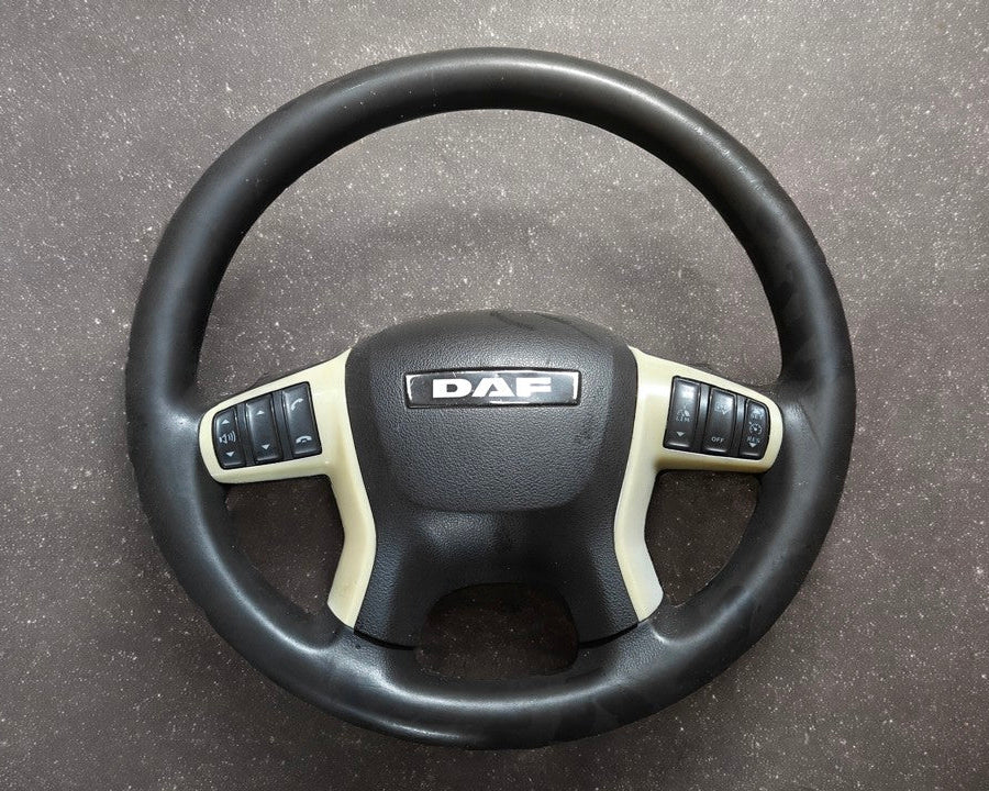 SECOND-HAND GENUINE STEERING WHEEL DAF XF / CF